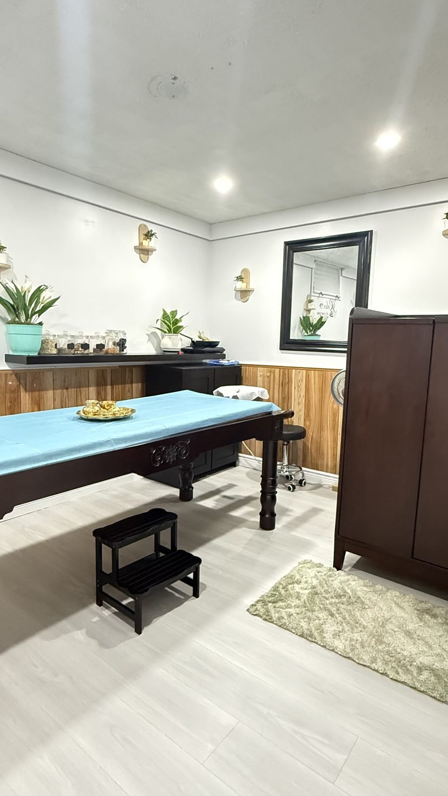 Pranaah Ayurcare clinic — Treatment room